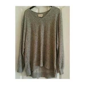 Anthropologie Saturday Sunday Hi-Lo V-neck Shirt